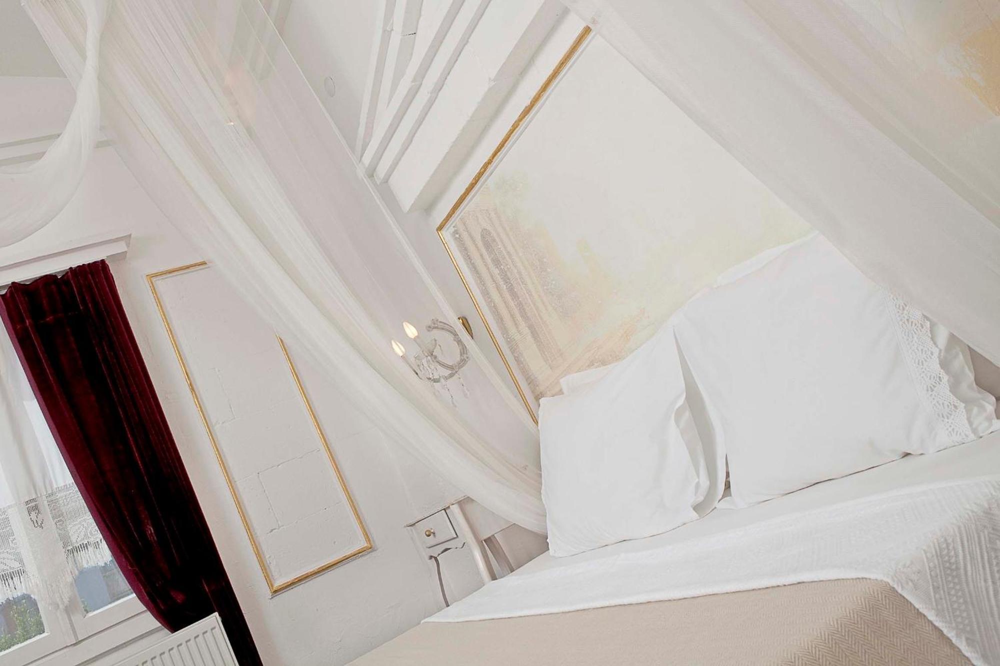 Moshinos Hotel Ayvalik Room photo